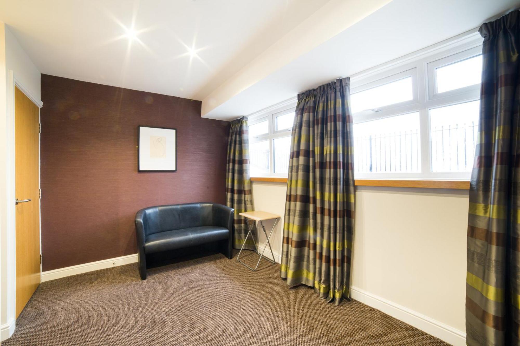 Oyo Imperial Hotel Barrow-in-Furness Exterior foto