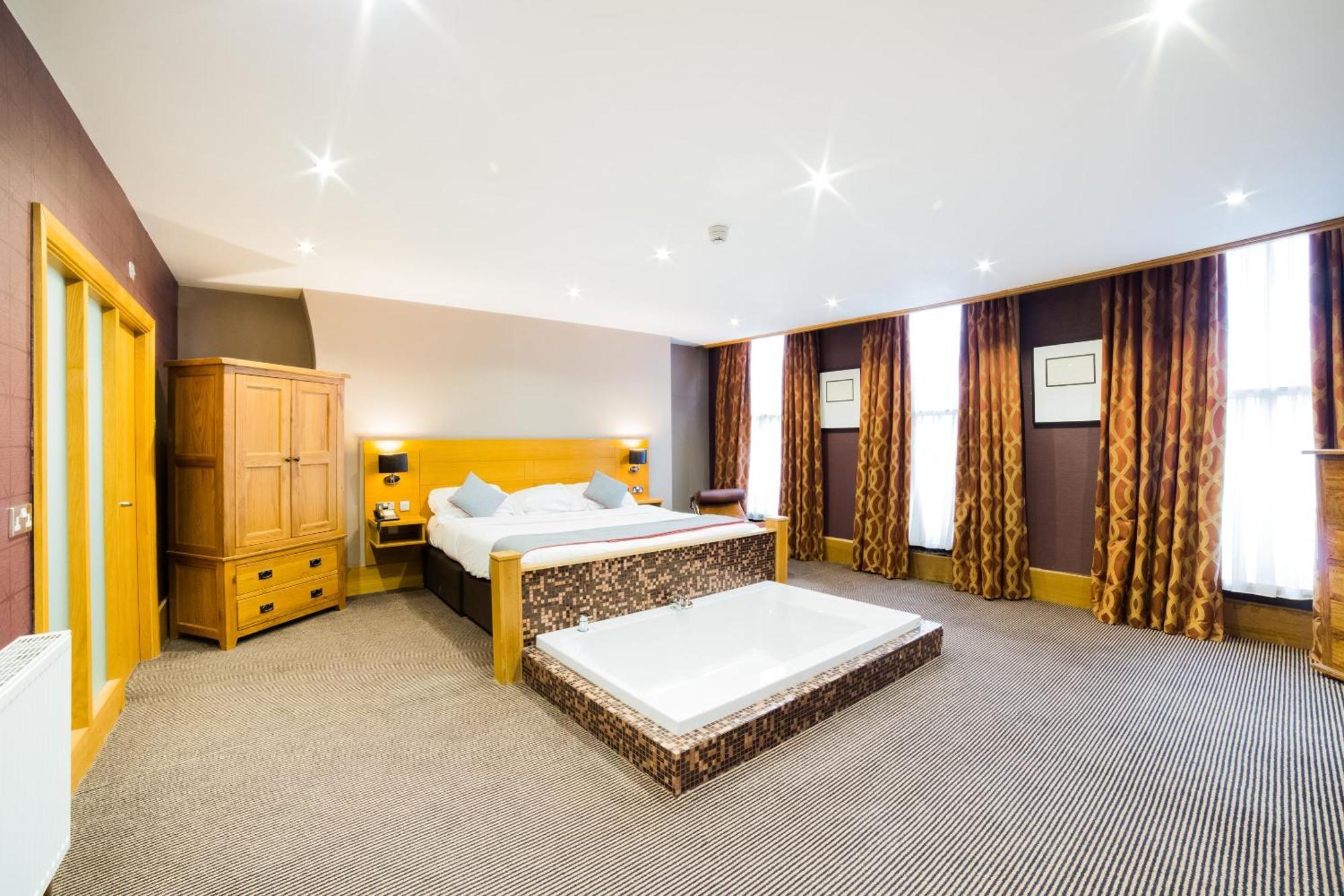Oyo Imperial Hotel Barrow-in-Furness Exterior foto