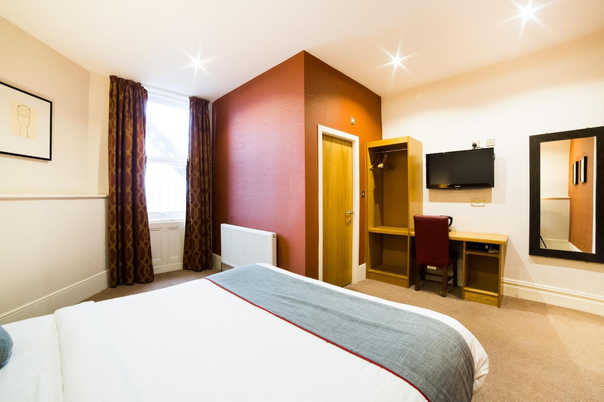 Oyo Imperial Hotel Barrow-in-Furness Exterior foto